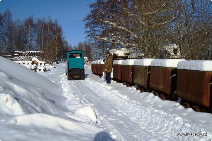 Fotografie Jsou zde koleje nebo ne?