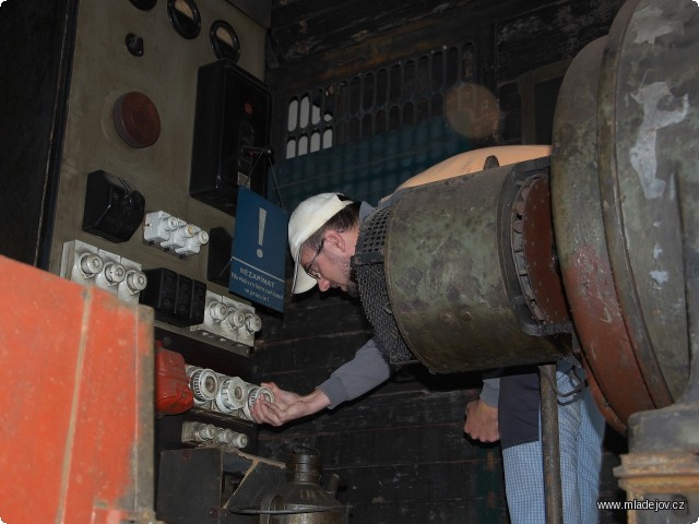 Fotografie Historická centrála, původně sloužící v&nbsp;libereckém depu, rovněž neušla pozornosti našich elektrotechniků.