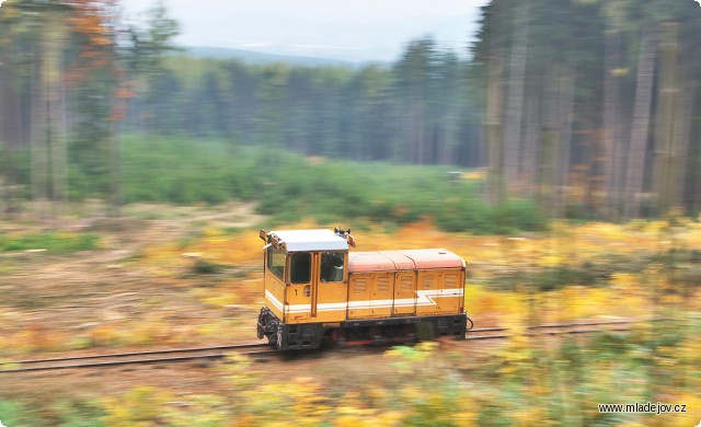 Fotografie … který z&nbsp;Hřebče plné vozy odveze na místo určení.