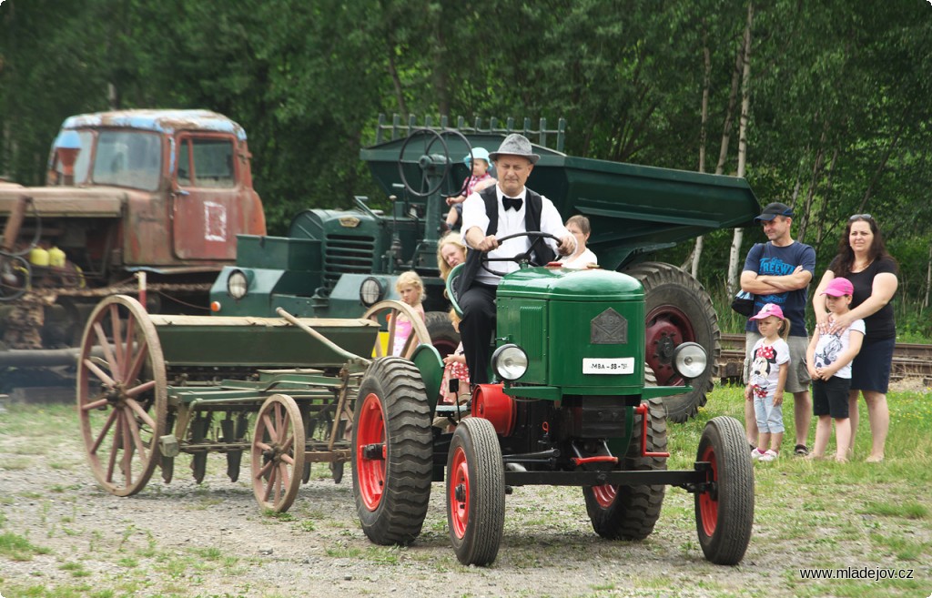 Fotografie Německý traktor MBA SB 751 z&nbsp;roku 1940.
