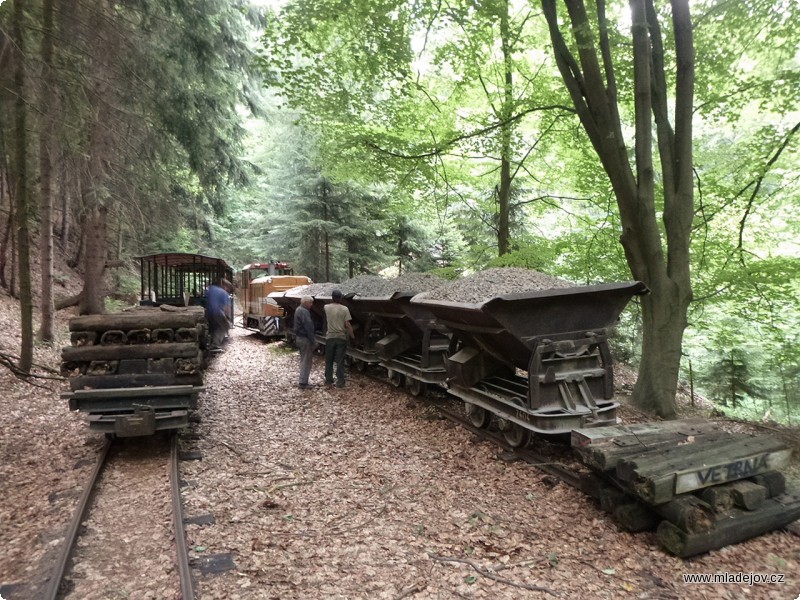 Fotografie Oživení provozu se dočkala i odbočka Větrná.