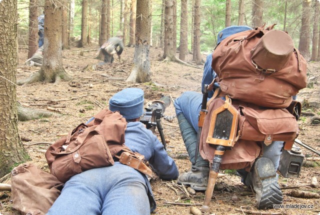 Fotografie Fingovaný přepad vlaku dá vzniknout krásným fotkám.