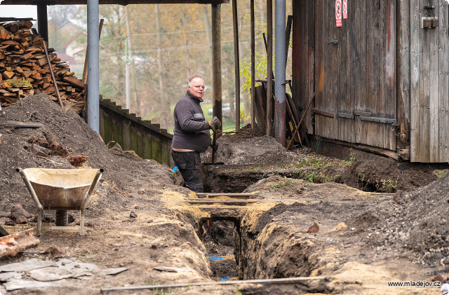 Fotografie Peťa ještě drobně ladí spád.