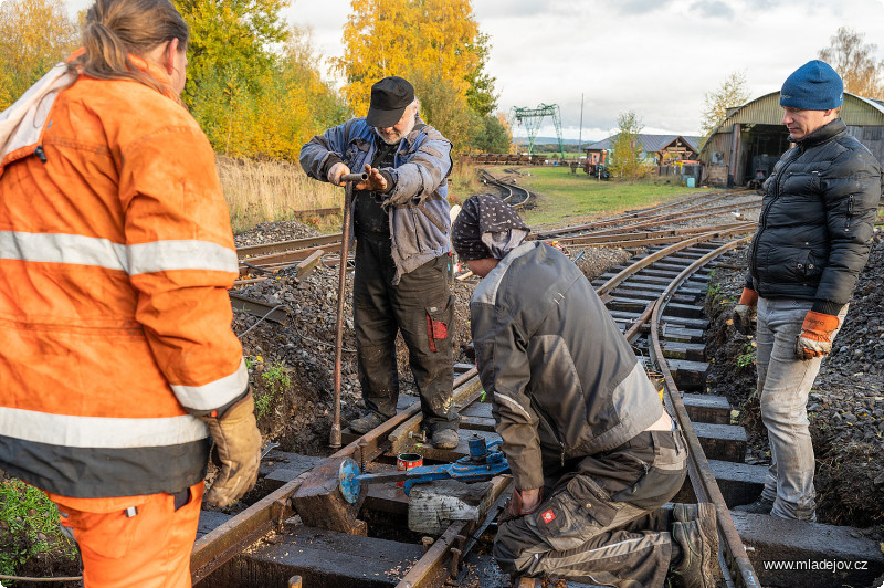 Fotografie Ale nakonec se  to velké puzzle daří doskládat.