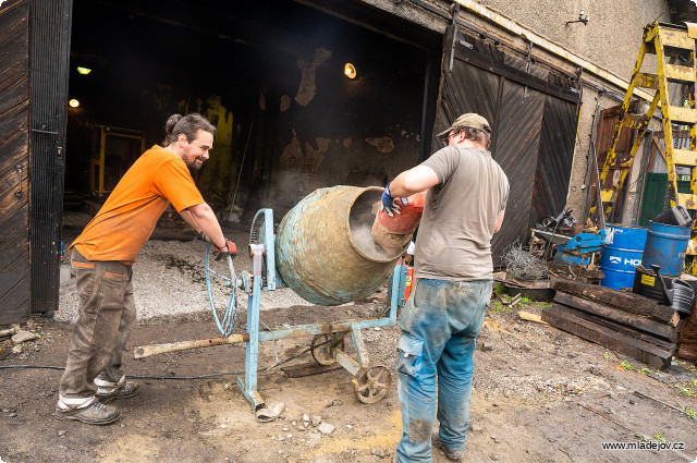 Fotografie Mícháme přesně dle receptury.