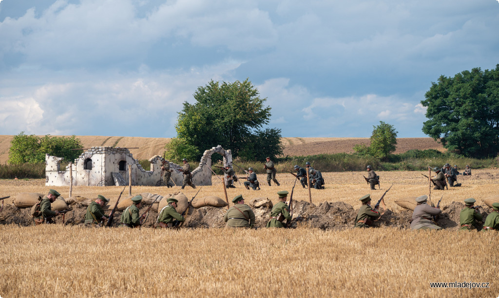 Fotografie Zákopy východní fronty roku 1917…